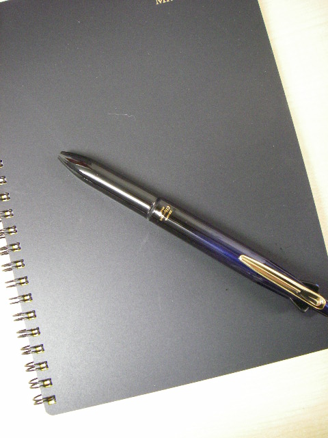 高級感漂う多機能ペン - 多色ボールペン/多機能ペン
