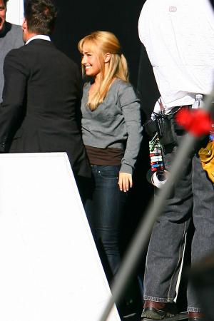 Hayden Panettiere - Thong Candids on the Set of Heroes xnews03